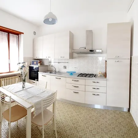 Apartment Fiori E Frutti Lt *